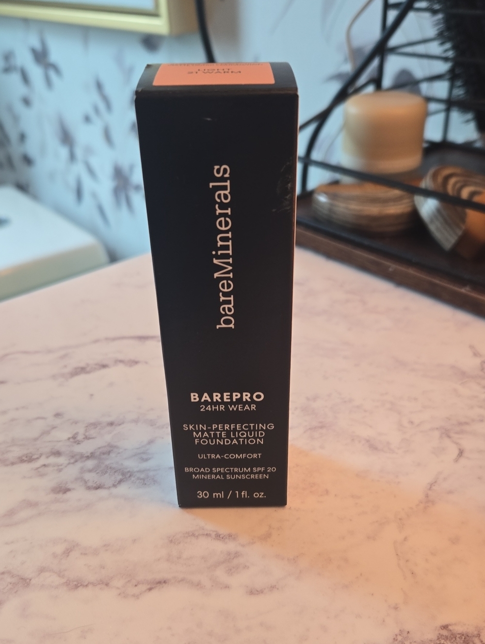 bare Minerals BAREPRO 24 Hr Wear Skin Perfecting Matte Liquid Foundation